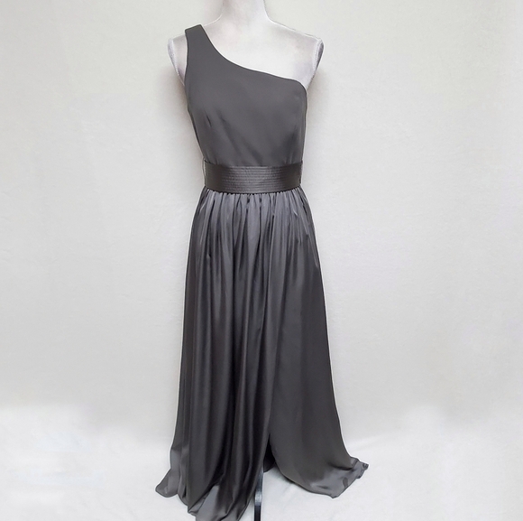 Vera Wang White Charcoal Satin Crepe One-Shoulder Belted Side Slit Formal Gown 8 - Picture 2 of 16